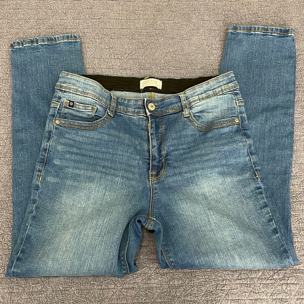 Curve Appeal Jeans with stretch in waist